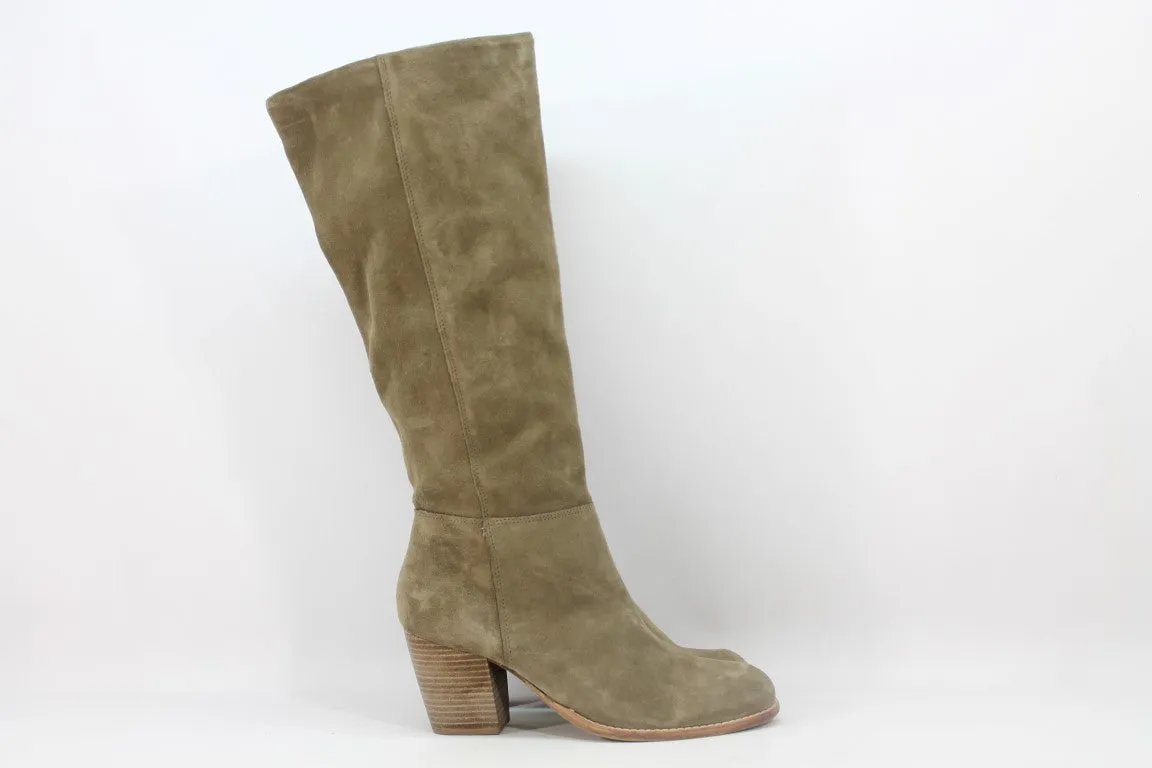 Crevo Atty Women's Taupe Boots 9M(ZAP12799)